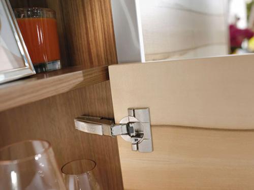 CLIP top - Meccanismi - Cerniere - Cucine LUBE