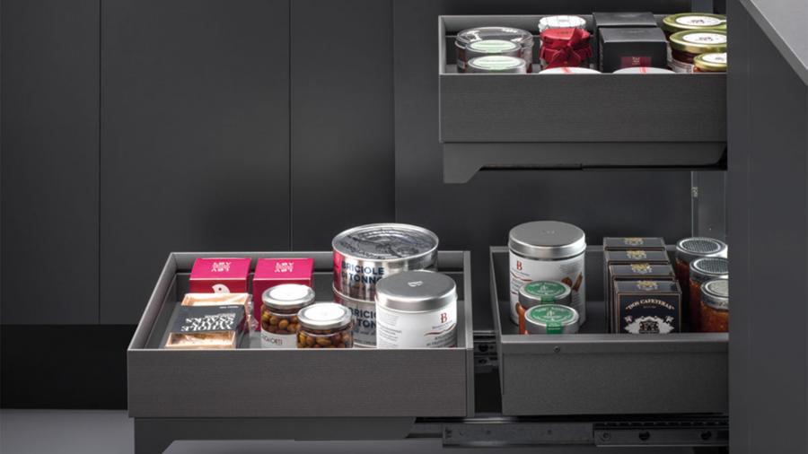 Ottimizza lo spazio in cucina con i meccanismi estraibili Inside-K
